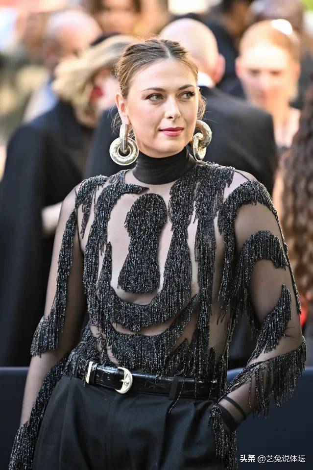 包含莎拉波娃迎来十五赛季出色发挥，湖人观众热烈欢呼！热度持续攀升的词条