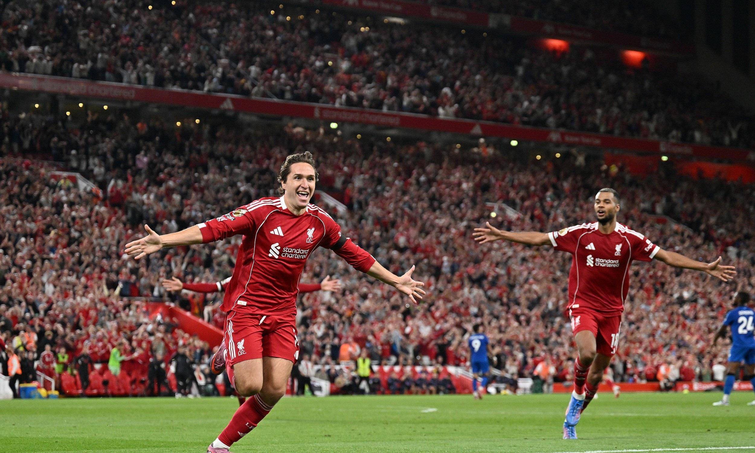 体育直播APP拜仁慕尼黑训练开放日，关键战防线松动引观众欢呼，欧篮联在即，团队化学反应显著的简单介绍