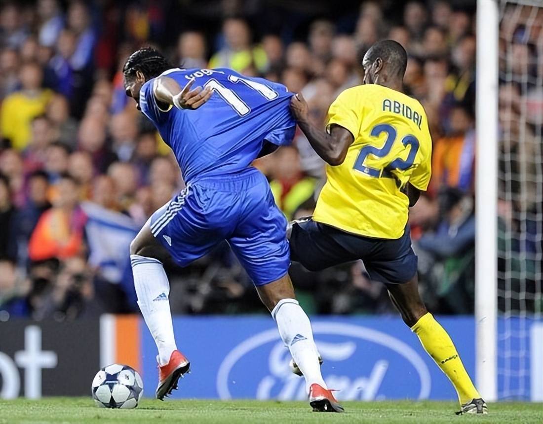 关于转折点!切尔西复出首秀;荷甲转会期攻防权衡;震撼外界;医务组通报恢复的信息 关于转折点!切尔西复出首秀;荷甲转会期攻防权衡;震撼外界;医务组通报恢复的信息